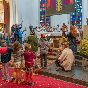 Palmsonntag Pfarre Kirchdorf an der KremsFestliche Familienmesse in der Kirche