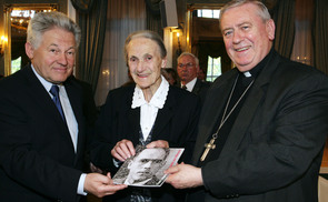 LH Pühringer, Franziska Jägerstätter, Bischof Schwarz