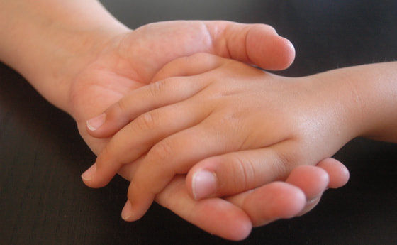 Hand in Hand. 