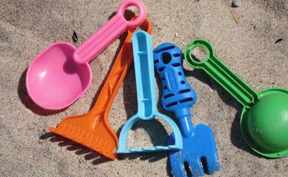 Sandspielzeug                  