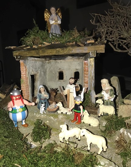 Wozu brauchen wir Asterix und Obelix bei der Weihnachtskrippe?