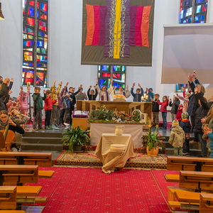 Abendmahlfeier für Kinder / Foto Haijes Am Nachmittag des Gründonnerstags fand eine Abendmahlfeier für Kinder in der Pfarrkirche statt.